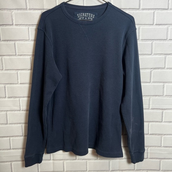 Signature Levi’s Strauss Men's Navy Blue thermal long sleeve Shirt/size L - Picture 2 of 6